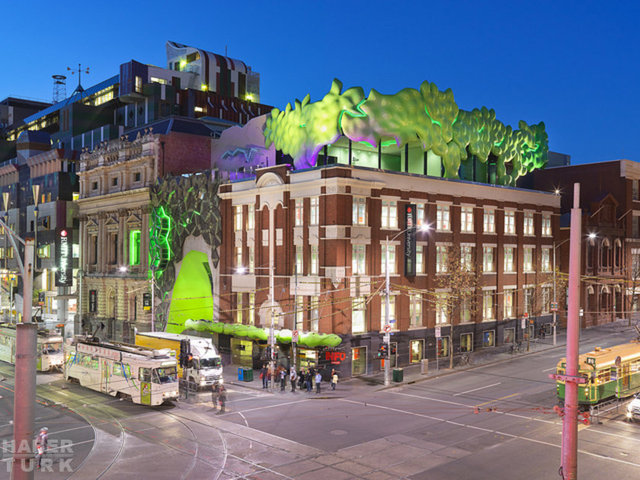 98. RMIT University, Avustralya 1992