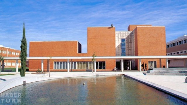 83. University of Aveiro, Portekiz 1973