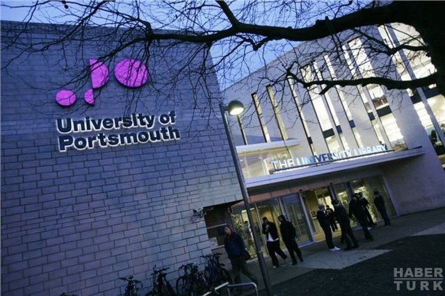 99. University of Portsmouth, İngiltere 1992