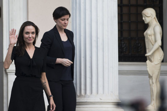 ABD magazin basınında ise National Enquirer'ın neredeyse her yıl bu tür iddiaları tekrarladığı yolunda haberler yer aldı.