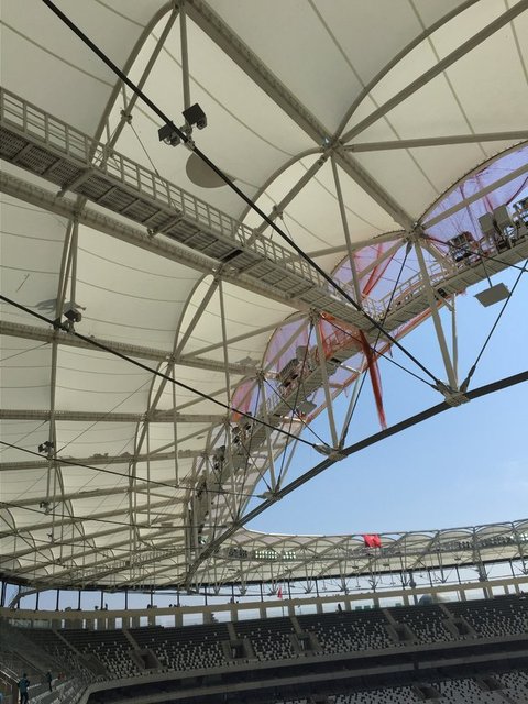 Vodafone Arena, konser arenası, yaşam alanı ve moda merkezi olarak da hizmet verecek. Beşiktaş Müzesi ve siyah-beyazlıların resmi ürünlerini satan Kartal Yuvası mağazası da statta yer alacak.