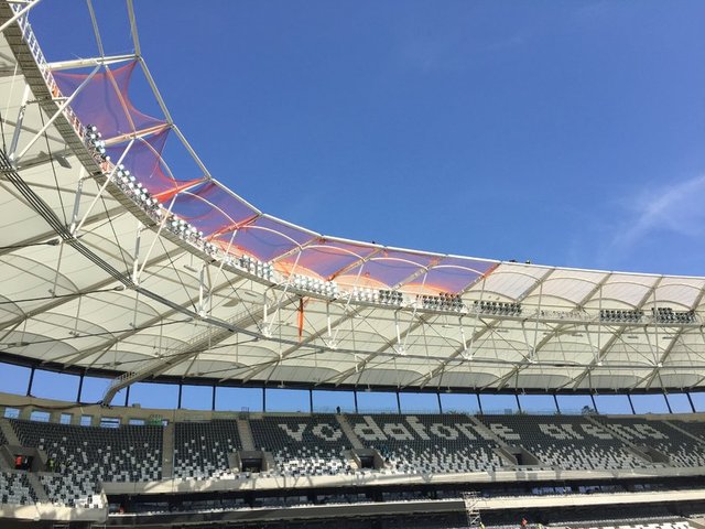 Statta iki kale arkasında bulunan skorboardlar da en yüksek görüntü kalitesinde hizmet verecek.