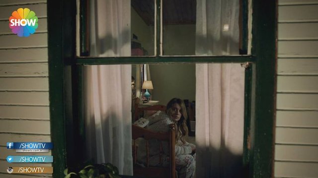 İstanbul Sokakları  1. Bölüm Foto-Romanı