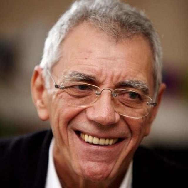 ÇİĞDEM BATURBüyük üstad Rabbim rahmet eylesin Sevenlerinin ve yakınlarının başı sağolsun.