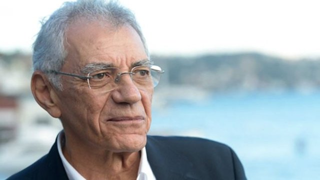 FERHAT GÖÇER - Değerli müzik adamı... Üstadım, ağabeyim Attila Özdemiroğlu vefat etti.... Çok üzgünüm ... Allah'tan rahmet diliyorum... Başımız sağolsun