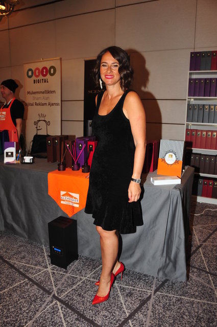 BURCU CESUR