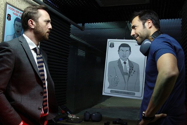 Oyunbozan 3. Bölüm Foto-Roman