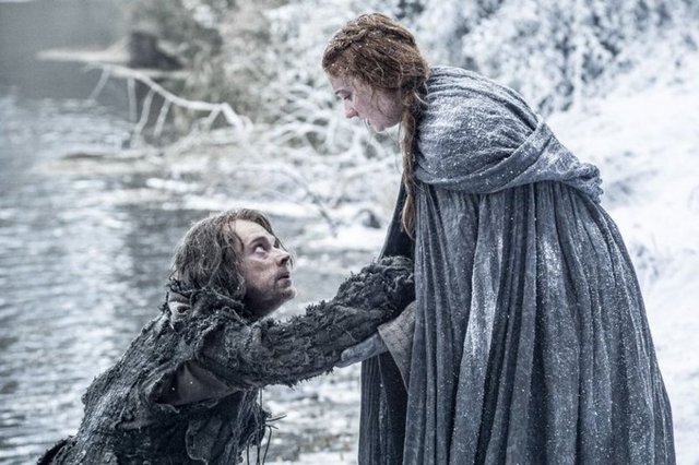 Dünyayı kasıp kavuran Game of Thrones'un kostüm direktörü Michele Clapton karakterlerin kostümlerindeki sırrı açıkladı.