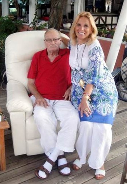 Norveçli oyuncu ve eski top model Vendela Kirsebom'un babasının Türk olduğu ortaya çıkmıştı.