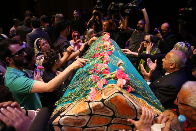 Törene katılan Beşiktaş Belediye Başkanı Murat Hazinedar'da Aydoğan ile önemli çalışmalar yaptıklarını ifade ederek, "Sosyal duyarlılığı ile bizimle beraber olmuştu. Çok kötü bir tesadüf oldu. -  