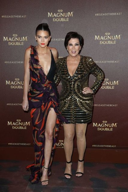 KENDALL, KRIS JENNER