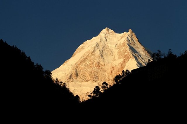 Himalchuli