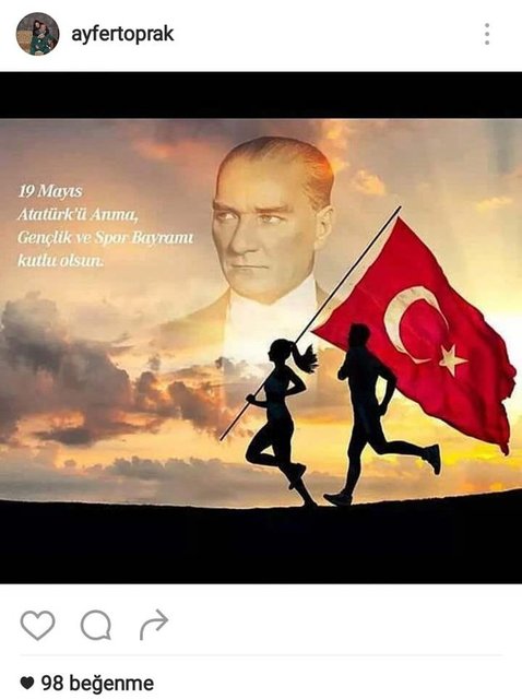 AYFER TOPRAK'IN SOSYAL MEDYADAN PAYLAŞTIĞI FOTOĞRAF