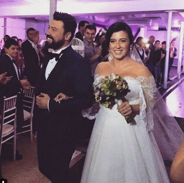 Geçtiğimiz yıl  Emrah Parlak ile nikah masasına oturan Burcu Gönder, kızına Lisa adını verecek.