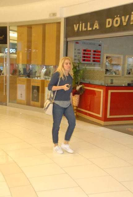 ESRA DİNÇKÖK