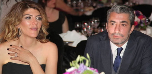 'ÇOK ÇALIŞIYORUM' Yıldız Oyuncu Erkan Petekkaya, geceye eşi Didem Hanım'la birlikte katıldı. Yorgun olduğu görülen Petekkaya, "Vallahi yorgunum, çok çalışıyorum" dedi