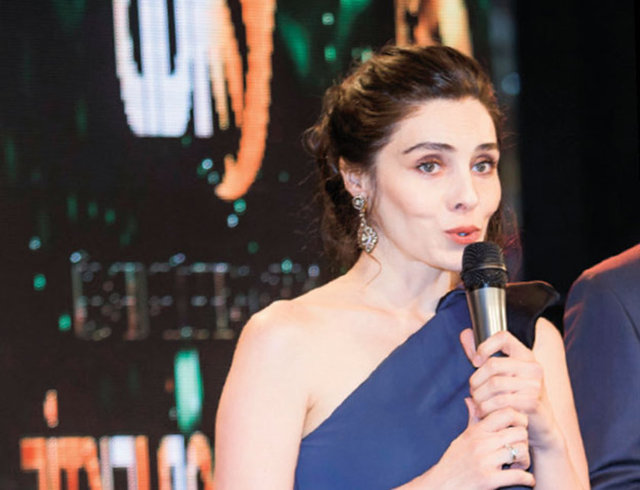 En İyi Drama Dizisi Kadın Oyuncu: Nur Fettahoğlu - Filinta 