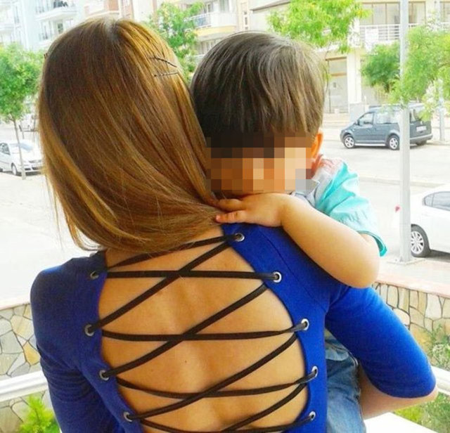 "Soran soruşturan arkadaşlara tek tek cevap vermektense, ilk ağızdan net yazayım istedim. Beni tanıyanlar mizacım ve karakterimi bilir. Özüme, vicdanıma ters vuku bulan bu olayı tüm çıplaklığı ile gözler önüne sermek artık ruhen özgürlüğüm olacaktır. Hamza Hamzaoglu'nun oğlu Eşref Çınar Hamzaoglu'nun annesiyim.