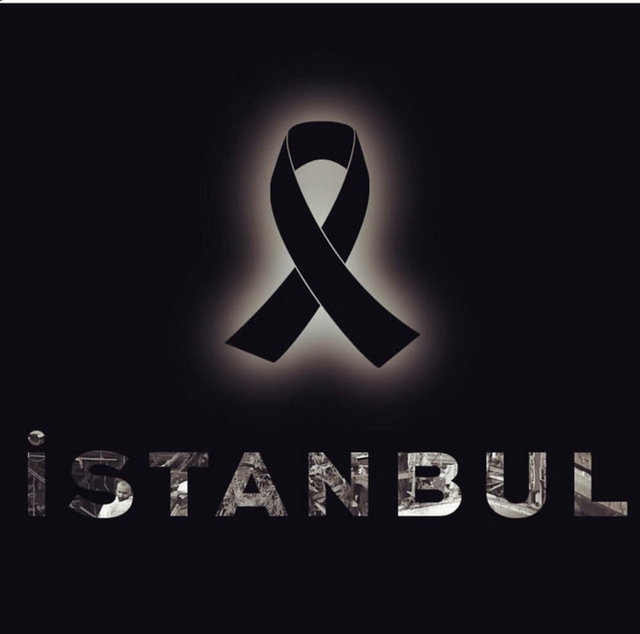 HANDE YENER - Şehit polislerimize ve vatandaşlarımıza Allah'tan rahmet diliyorum...