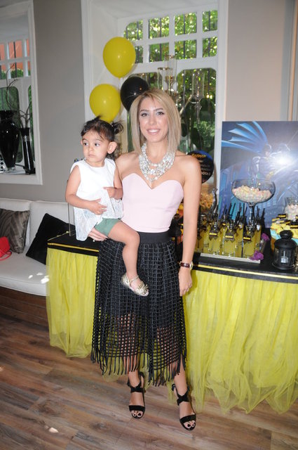 NESLİHAN DİLEK TAŞDEMİR, YASEMİN TAŞDEMİR