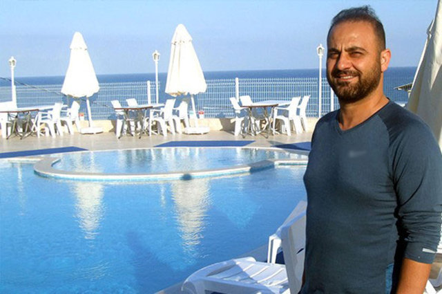 Hasan Şaş, "Her zaman aklımızdaki projeydi. Geç oldu ama yaptık. Adana'ya, Karataş'a, Çukurova'ya hizmet vermek amacıyla tesisimizi hazır hale getirdik. Otelimiz, 5 yıldızı aratmayacak konfordadır. Bundan sonra huzurun adresi Karataş'ta Derin Deniz Otel olacak" diye konuştu.