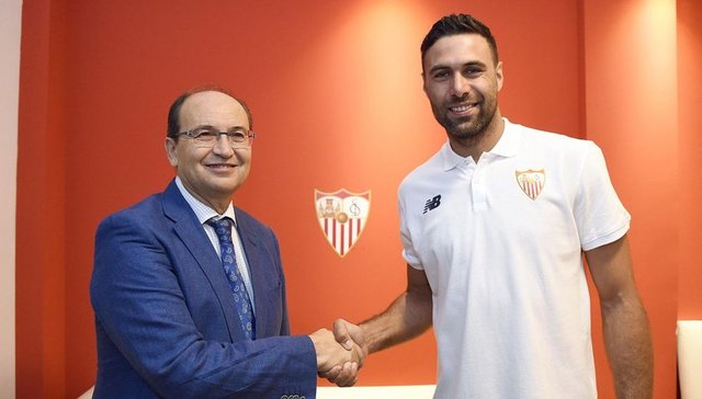 SALVATORE SIRIGUParis Saint-Germain > Sevilla (Kiralık)