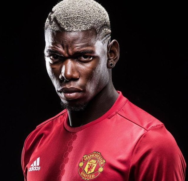 PAUL POGBAJuventus > Manchester United (105 milyon €)