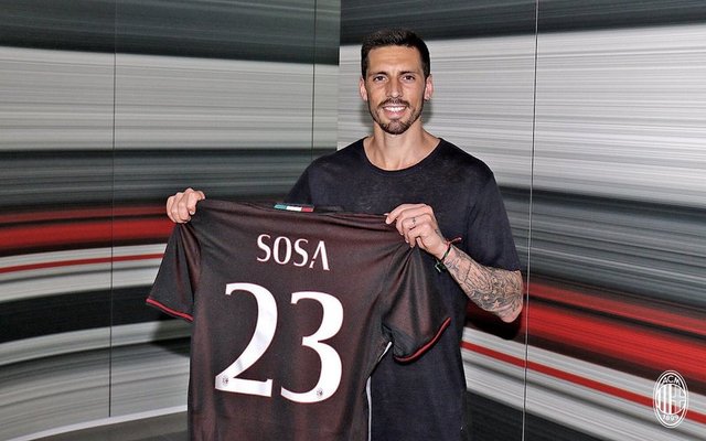 JOSE SOSABeşiktaş > Milan (7.5 milyon €)