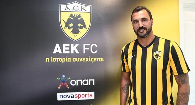 HUGO ALMEIDAHannover 96 > AEK (Bedelsiz)