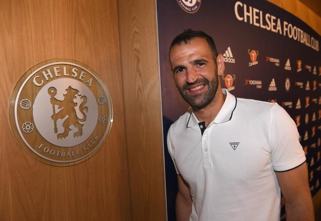 EDUARDODinamo Zagreb > Chelsea (5 milyon €)