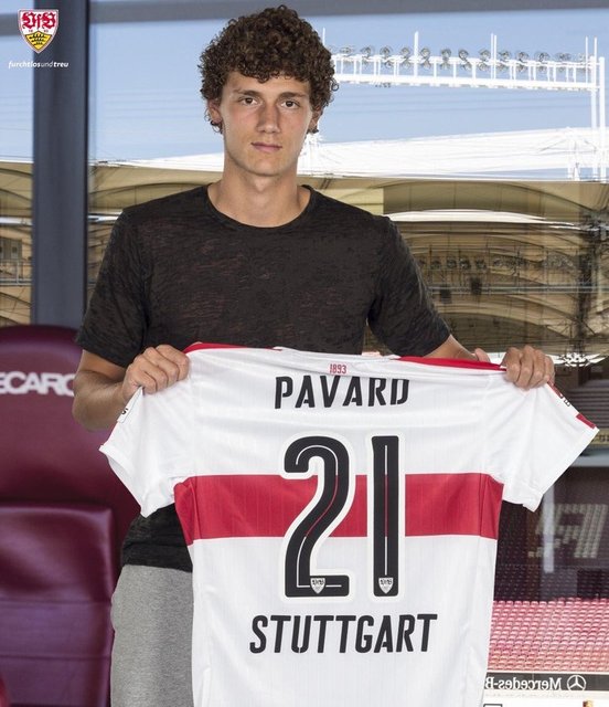 BENJAMIN PAVARDLille > Stuttgart (5 milyon €)
