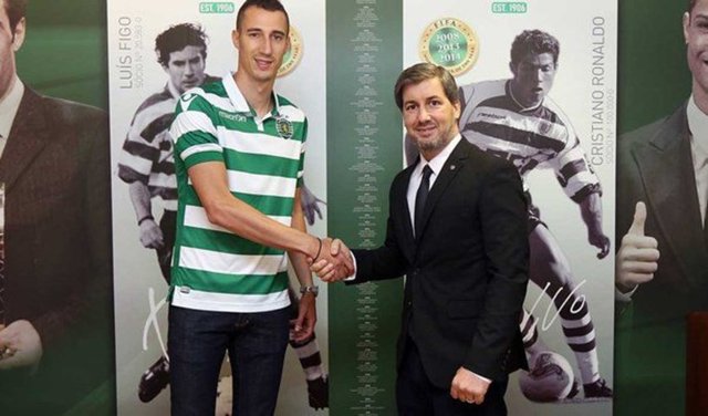 RADOSAV PETROVICDinamo Kiev > Sporing Lisbon (2 milyon €)