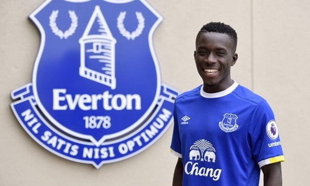 IDRISSA GUEYEAston Villa > Everton (8.5 milyon €)