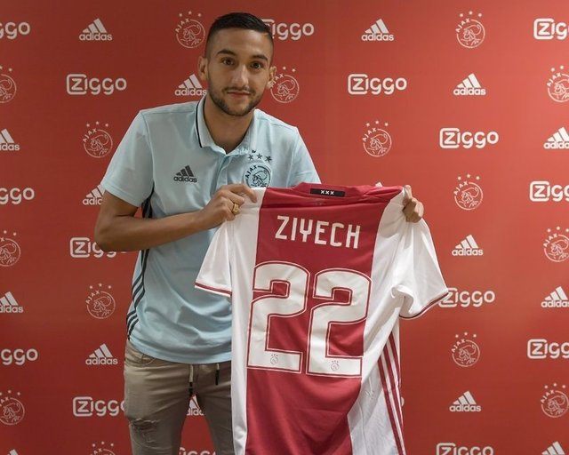 HAKİM ZİYECHTwente > Ajax (11 milyon €)