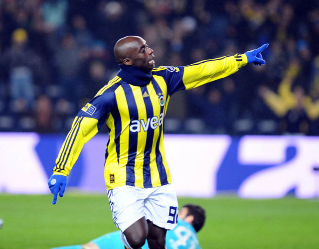 ISSIAR DIAAl Kharitiyath > Nancy'yeDia, eski takımı Nancy ile 1 yıllık sözleşme imzaladı.