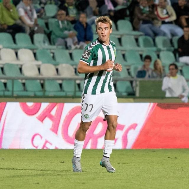 ANDRE HORTAVitoria Setubal > Benfica (400 bin €)