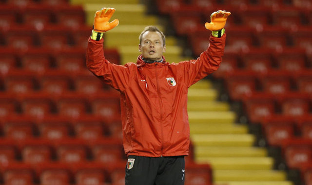ALEXANDER MANNINGERAugsburg > Liverpool (Bedelsiz)