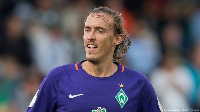 MAX KRUSEWolfsburg > Werder Bremen (7.5 milyon €)