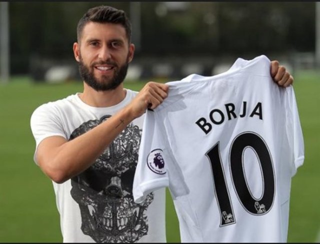 BORJA BASTONAtletico Madrid > Swansea City (18 milyon €)