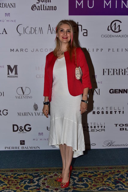 ARZU ÖZAL