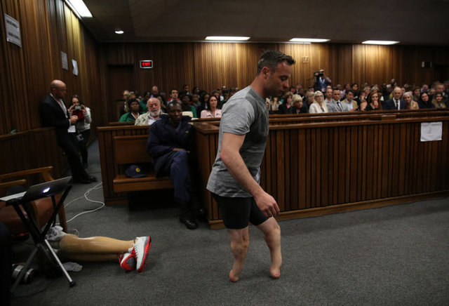 Ancak avukatları, Pistorius'un hapiste geçirdiği zamanı da hesaba katarak ve hafifletici sebepler göstererek cezayı indirmeye çalışıyor.