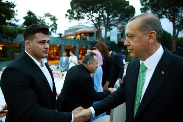 İşte Huber Köşkü'ndeki iftardan kareler...