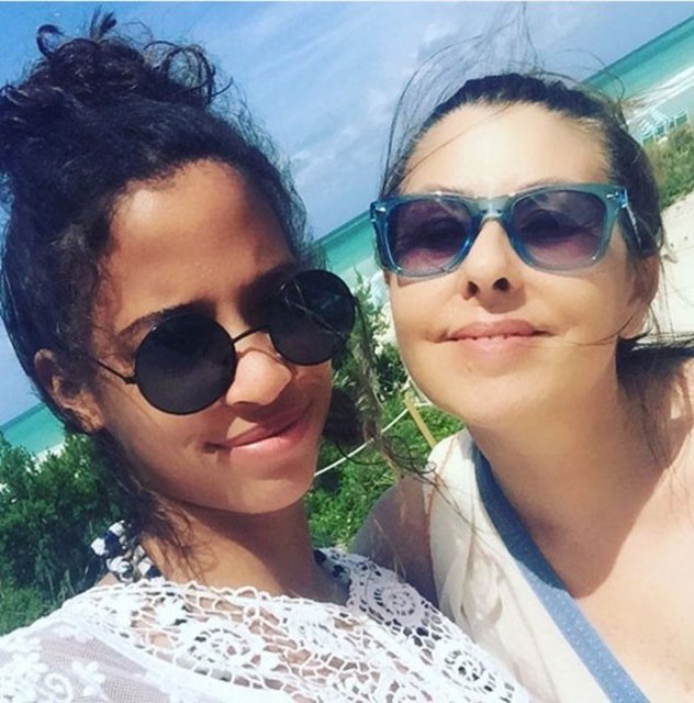 NİLÜFER UYUMLUMiami tatili