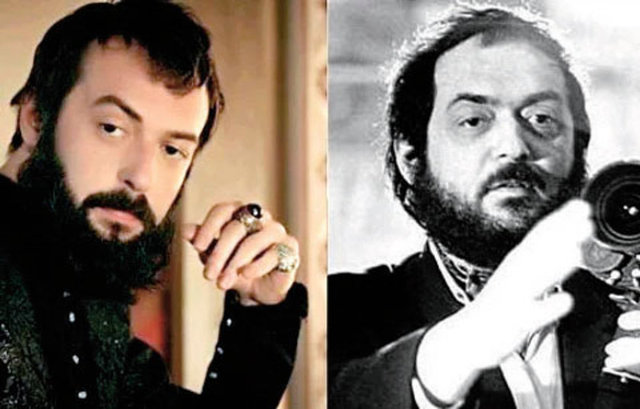 OKAN YALABIK-STANLEY KUBRİCK Sevilen oyuncu Okan Yalabık'ın sakallı halini sinema tarihinin dâhi yönetmeni Stanley Kubrick'ten ayırmak imkânsız. 