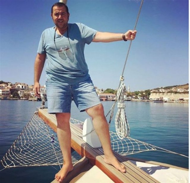 Ata Demirer�i evinden ettiler 1 Magazin