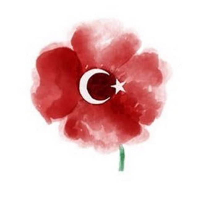 Berna Laçin - Koparılıyoruz her gün... Bu korkunç fırtınaya direnecek güç, ayakta kalacak cesaret ve dayanacak sabır ver Allah'ım 