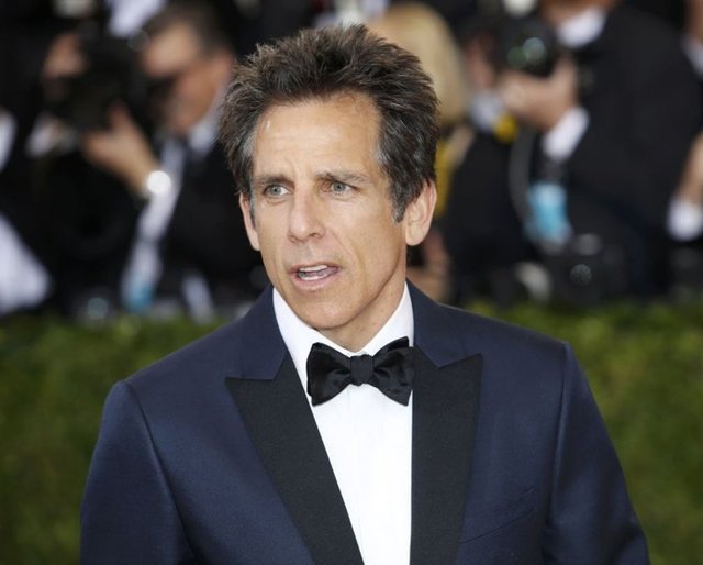 25 Ben Stiller 2,827 milyar dolar  