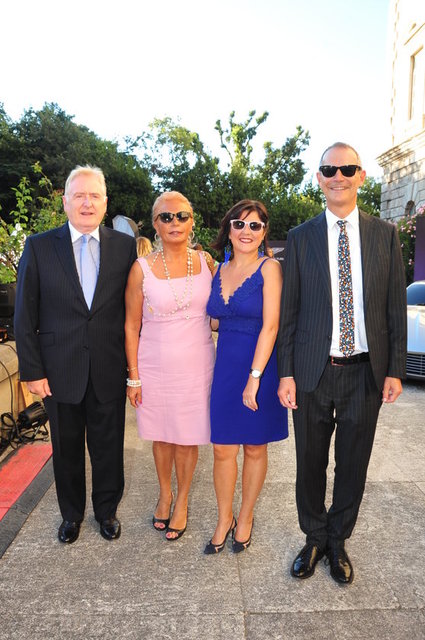 CHRIS - GÜLTEN GAUNT, GÖZDE EREN, LEIGH TURNER