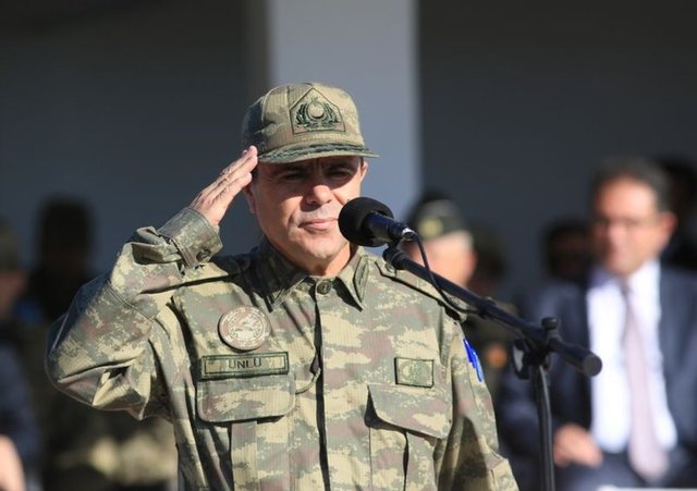 Edremit 19. Motorlu Piyade Tugay Komutanı Tuğgeneral Nihayet Ünlü