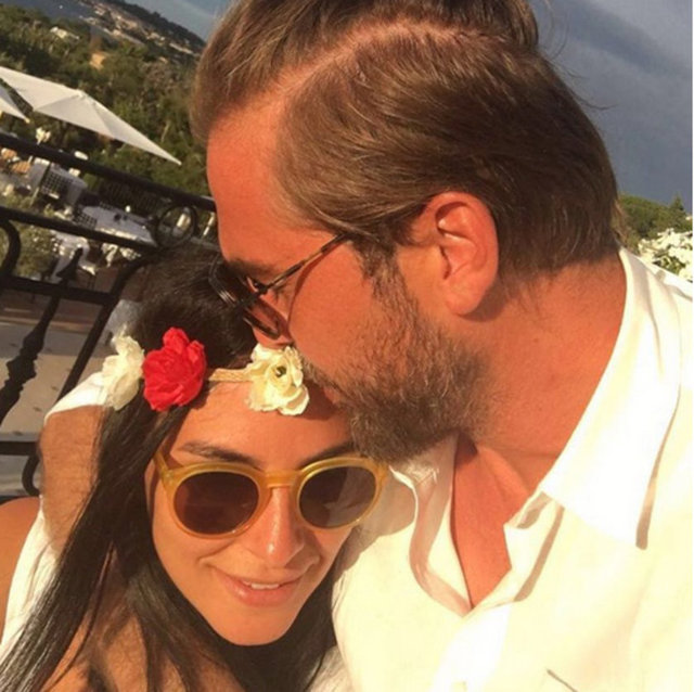 NESLİŞAH ALKOÇLAR - Neslişah Alkoçlar eşi Engin Altan Düzyatan'ın doğum günün Instagram'dan da kutladı. Alkoçlar paylaştığı bu fotoğrafa, "Sadece bugün değil her gün, ben sen değil biz ve bir an değil hep.  İyi ki doğdun aşkım" notunu düştü.